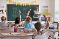 7 Tips To Market Yourself as a TEFL Teacher