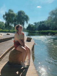 English Teachers Make a Break for the East