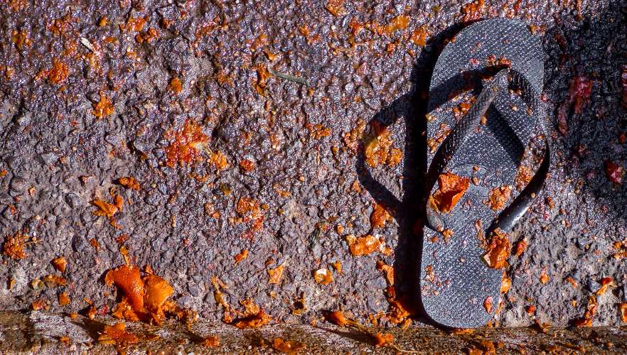 FLIP FLOP AT LA TOMATINA