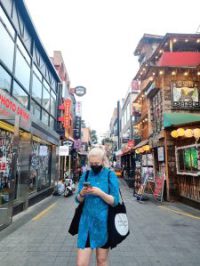 5 Ways to Make Friends When Living Abroad