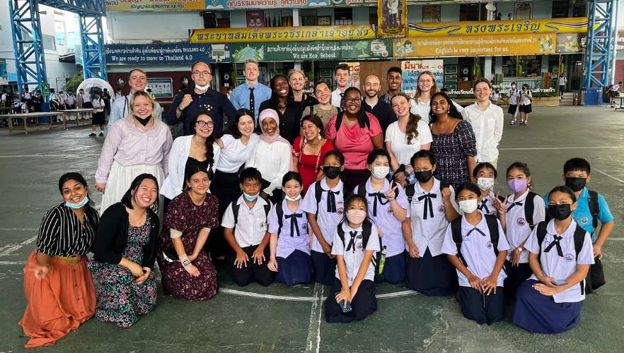 GROUP TEFL TEACHER PHOTO