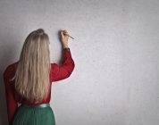 When Conspiracy Theories Enter the Classroom: A TEFL Teacher’s Guide
