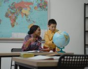 Navigating Your TEFL Career: A Guide for Aspiring Global Educators