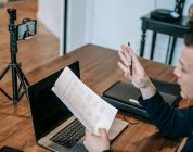 CELTA: Choosing Between In-Person and Online for Your TEFL Journey