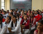 Bridging the Gap: A Communicative English Curriculum for Aspiring Students