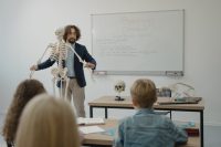 The Art of Enthusiasm: Balancing Authenticity and Performance in Language Teaching
