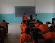 Teaching English Abroad Without a Degree: How to Build a Strong CV While Earning Your Bachelor’s