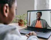 I See My Own Face and Freeze – Overcoming the First-Time Jitters of Online Teaching