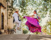 Bringing Indigenous Languages into the TEFL Classroom: Lessons from a Zapotec Language Class