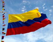 In-Person CELTA vs. Online CertTESOL: What’s the Real Advantage for Colombia?