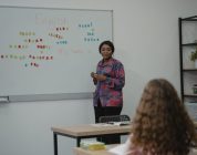 The Ultimate Toolkit for New TEFL Teachers: Apps and Resources Worth Bookmarking